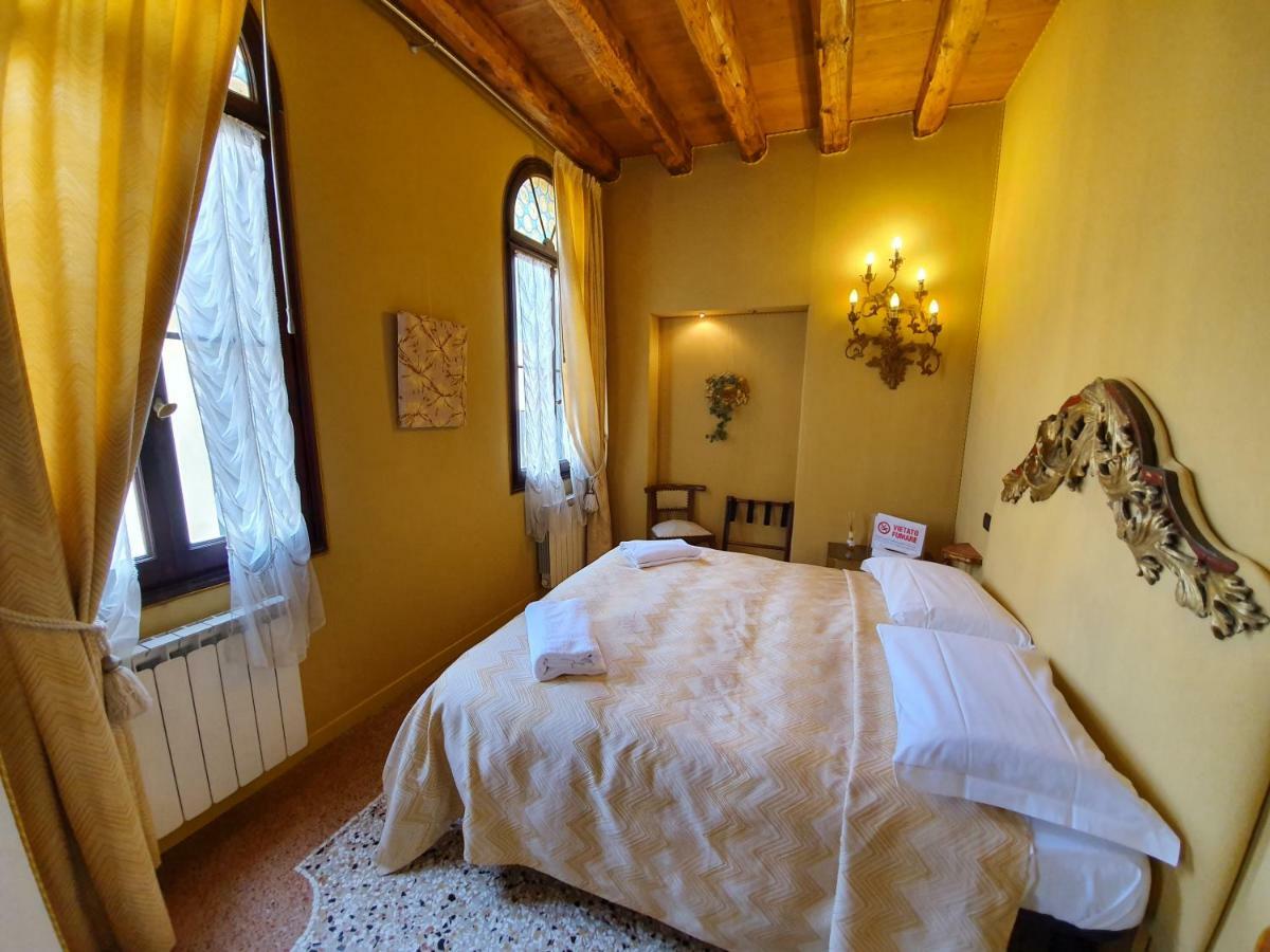 Alloggi Alla Rivetta Venice Exterior photo